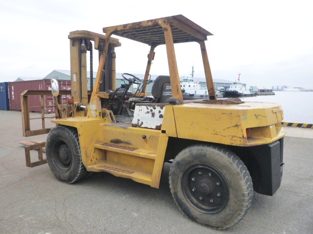 USED DIESEL FORKLIFT TCM FD80Z7 58000105 (F.UCHIYAMA & CO.,LTD.)
