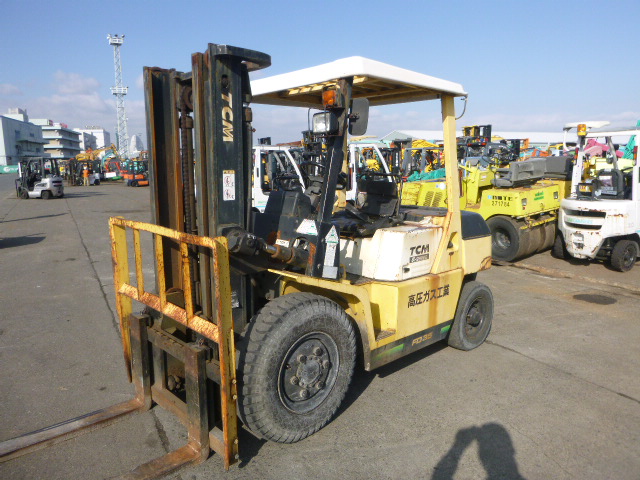 USED DIESEL FORKLIFT TCM FD35Z7 24U15149 (F.UCHIYAMA & CO.,LTD.)