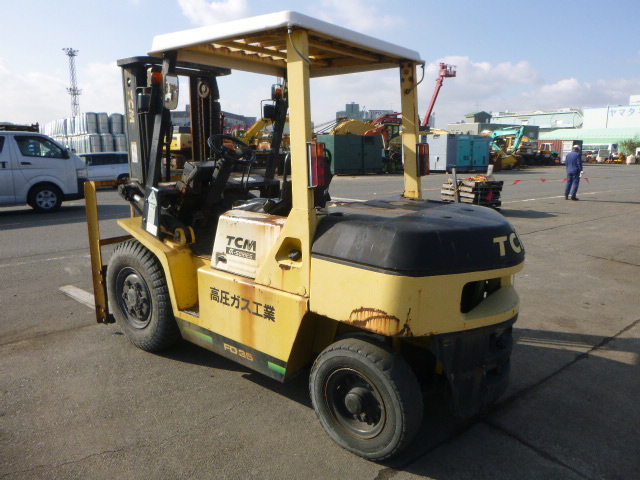 USED DIESEL FORKLIFT TCM FD35Z7 24U15149 (F.UCHIYAMA & CO.,LTD.)