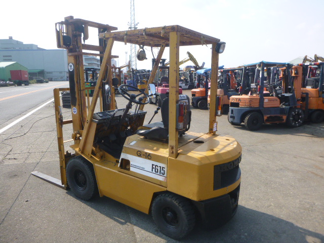 USED GASOLINE/LPG FORKLIFT KOMATSU FG15-14 127280 (F