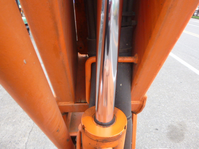 USED AERIAL PLATFORM HITACHI HX64B-2 HCM1M600J00001053 (F