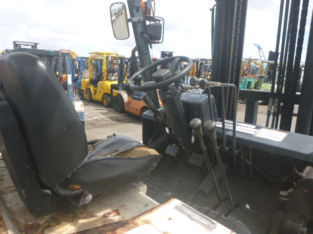 USED DIESEL FORKLIFT TCM FD40Z7 24W13104 (F.UCHIYAMA & CO.,LTD.)