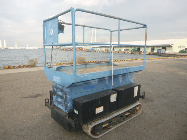 USED VERTICAL LIFT / SCISSOR LIFT AICHI RX07B 708310 (F
